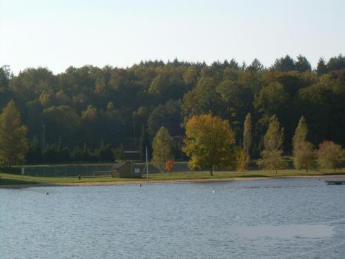 Hotel Le Chavanon Merlines Buitenkant foto