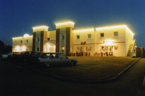 Hotel Le Chavanon Merlines Buitenkant foto