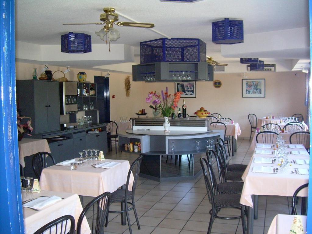 Hotel Le Chavanon Merlines Buitenkant foto